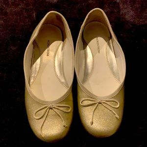 Nordstrom Classic Gold Shimmer Baller Flats Dress Shoes SZ 2